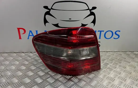 Rear/tail lights