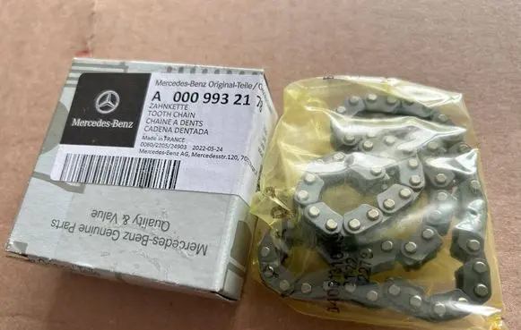 Mercedes-Benz CLA C117 X117 W117 Oil pump chain A0009932178