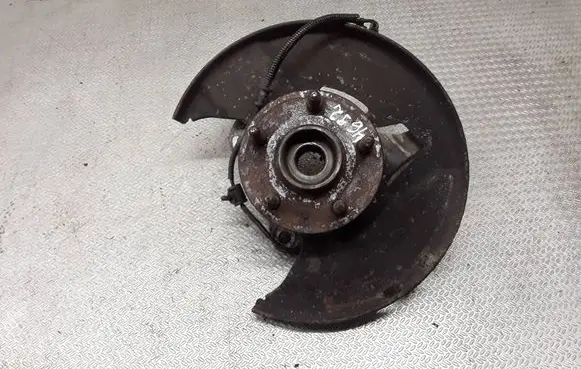 Opel Insignia A Front wheel hub spindle knuckle