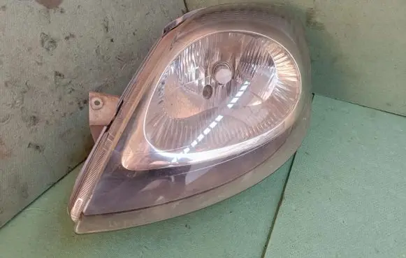 Renault Trafic II (X83) Headlight/headlamp 91165719