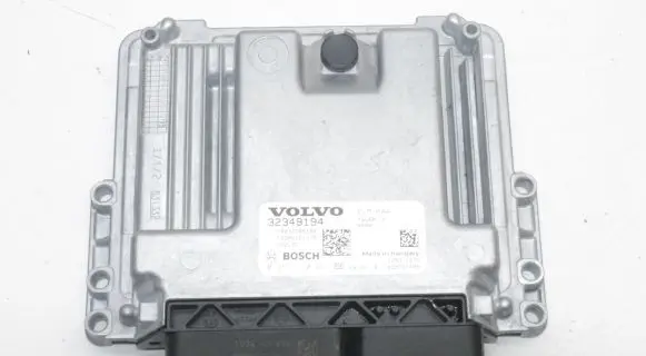 Volvo XC40 Engine control unit/module 32349194 0261S104EV