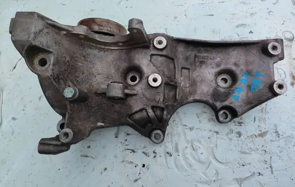 Audi A4 S4 B6 8E 8H Engine mounting bracket 06D903143C