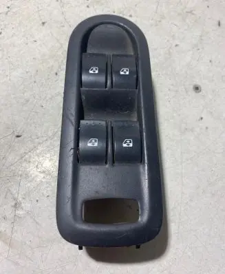 Renault Scenic II - Grand scenic II Electric window control switch 025330