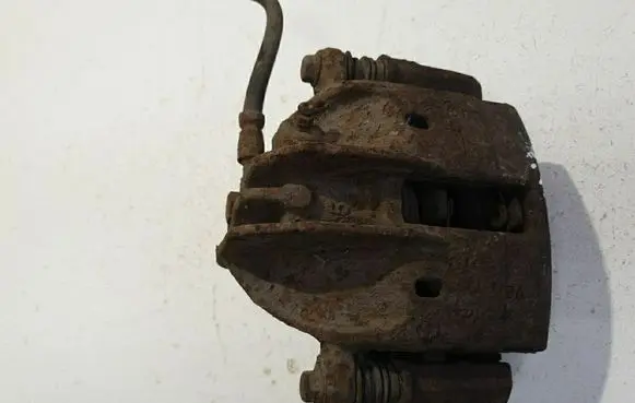 Volvo S40, V40 Front brake caliper
