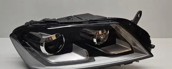 Volkswagen PASSAT B7 Headlight/headlamp 3AB941752 VW098.n.puszka