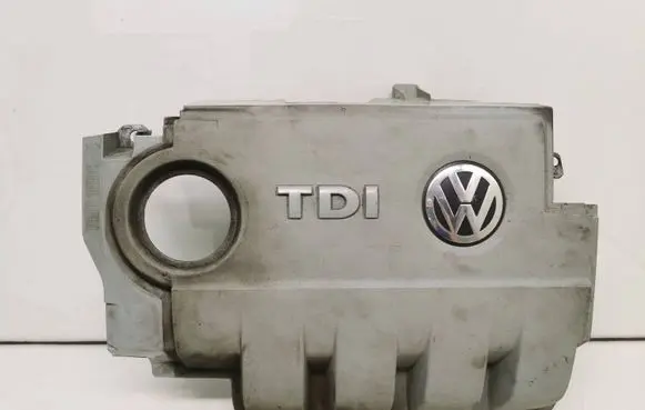 Volkswagen Touran I Engine cover (trim) 03G103967C 03G103967 03G103967D
