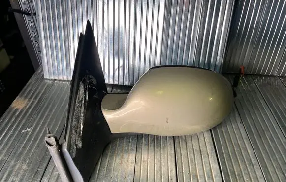 Citroen C5 Front door electric wing mirror E20104014 12283040 E2019013