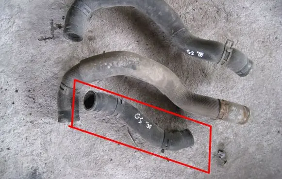Lexus GS 300 400 430 Engine coolant pipe/hose 1657246210