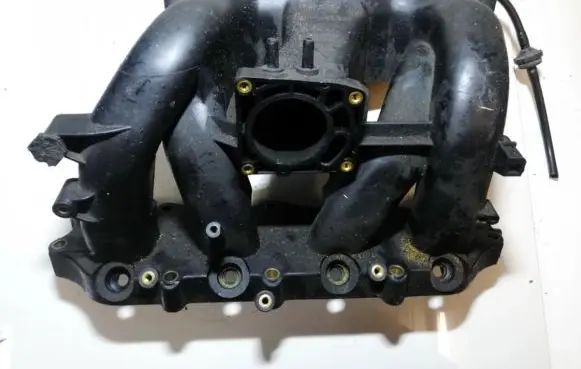 Ford Mondeo MK I Intake manifold 938f9424ne m738a