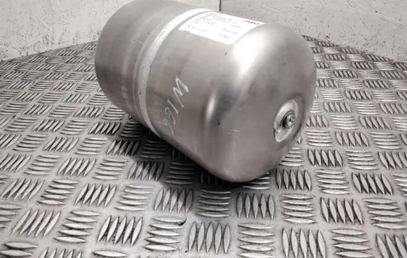 Mercedes-Benz ML W166 Air suspension tank/reservoir A1663200115