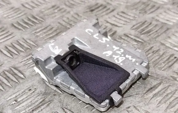 Windshield/windscreen camera