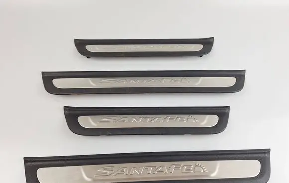 Hyundai Santa Fe Front sill trim cover 85873S1500 85877S1500
