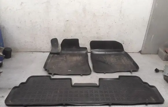 Toyota Corolla Verso AR10 Car floor mat set 