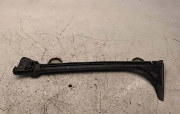 BMW 4 G22 G23 G24 G26 Rear glass trim 7482711