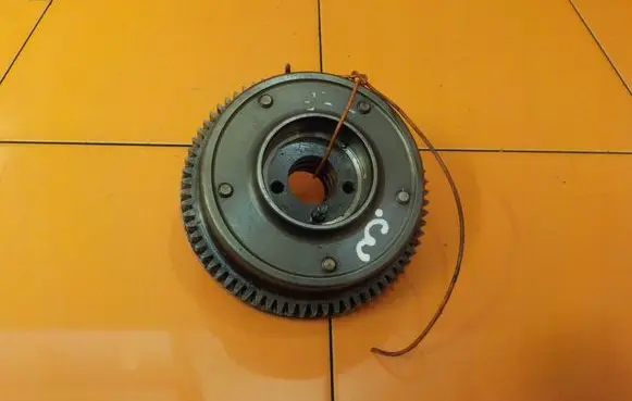 Mercedes-Benz R W251 Timing chain sprocket 2720501608 11XZ16