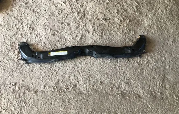 Chrysler Grand Voyager V Top upper radiator support slam panel 04677621AB