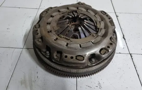 Mercedes-Benz Vito Viano W639 Clutch set kit A0212501101