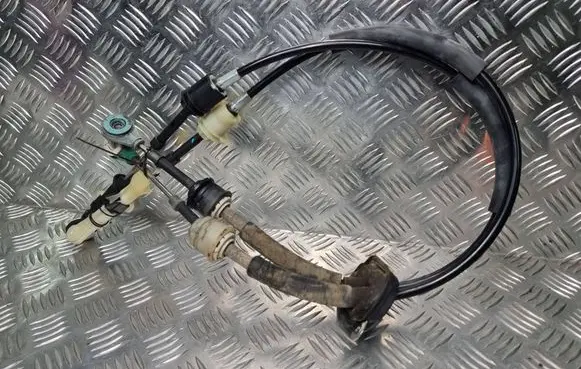 Gear shift cable linkage