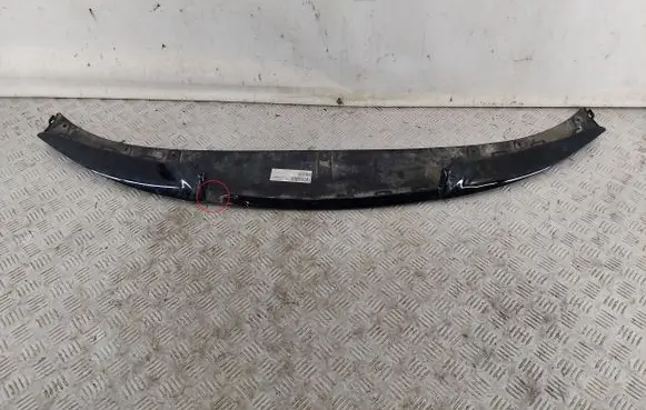 Front bumper lip