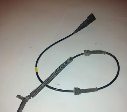 Ford Fiesta ABS brake wheel speed sensor 2S612B372AD 10071151381