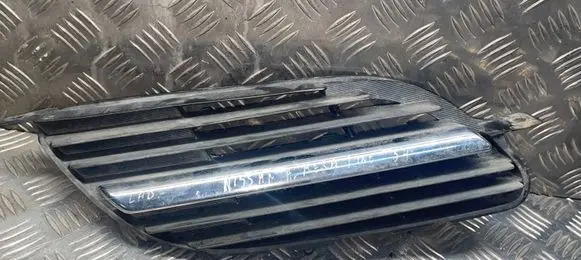 Nissan Almera Tino Front bumper lower grill 9381M020