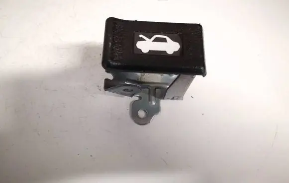 Honda CR-V Engine bonnet (hood) release handle