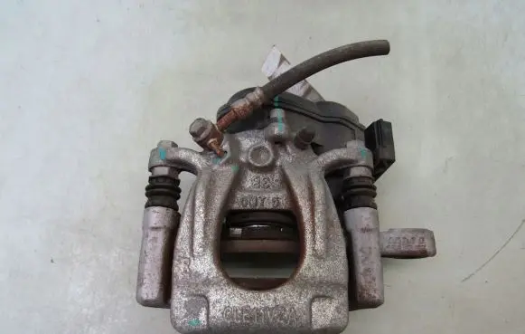 Nissan Leaf II (ZE1) Rear brake caliper 440005SA0A