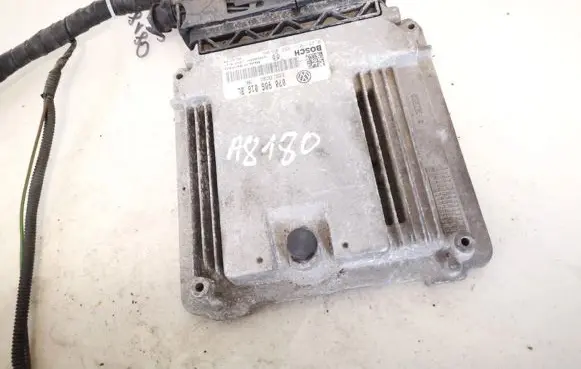 Volkswagen Touareg I Engine control unit/module 070906016bl 0281011859
