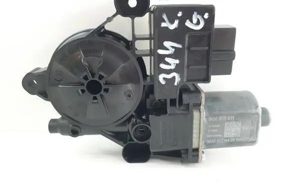 Volkswagen e-Golf Rear door window regulator motor 5Q0959811