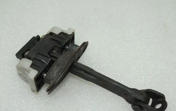 Opel Insignia A Rear door check strap stopper 13229108