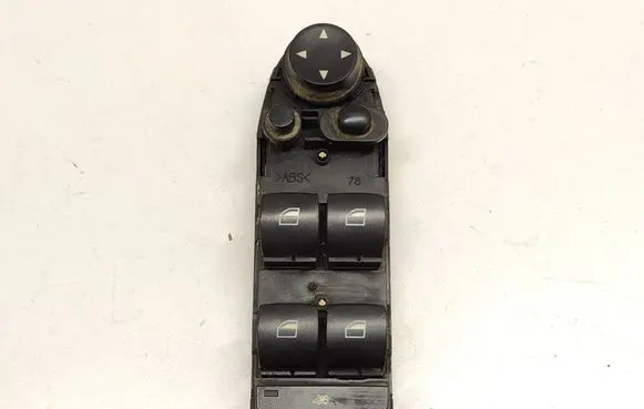 BMW 5 E60 E61 Electric window control switch 9122111 07W09E04 MT09CA00114