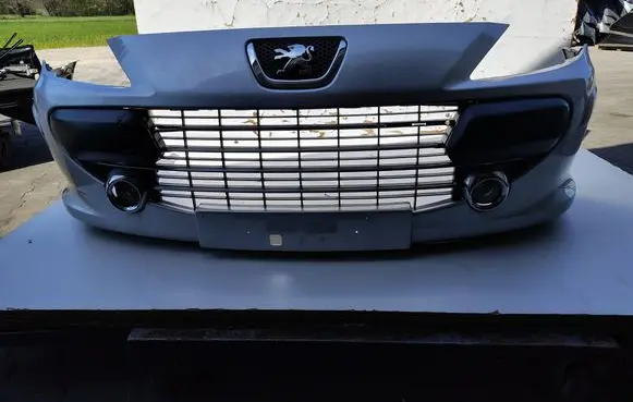 Peugeot 307 CC Front bumper 