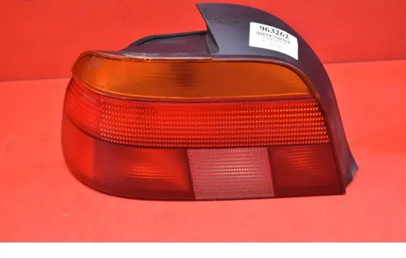 BMW 5 E39 Rear/tail lights 8358031