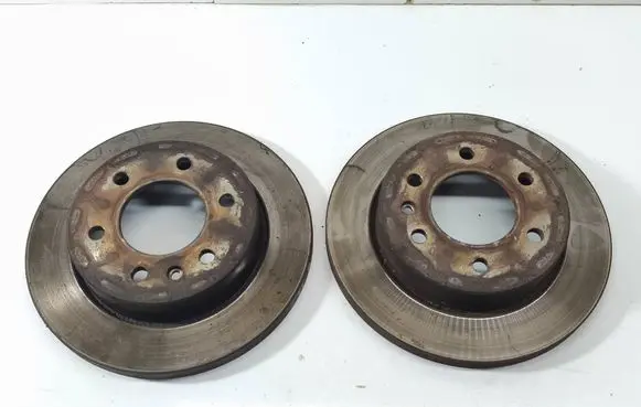 Mercedes-Benz Sprinter W906 Rear brake disc