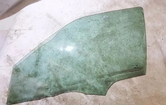Peugeot 406 Front door window glass four-door