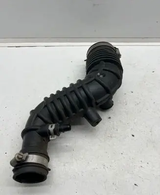 Nissan Qashqai Air intake duct part 