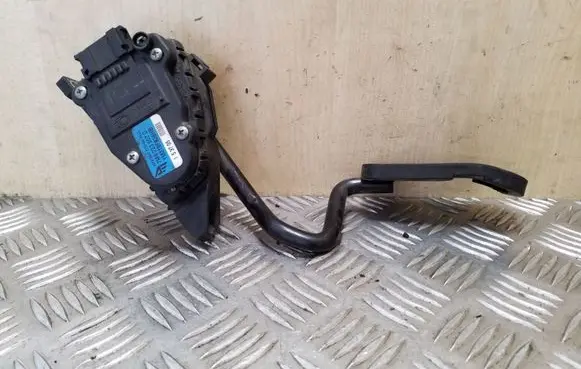 Ford Galaxy Accelerator throttle pedal 7M4723507D YM219F836HB