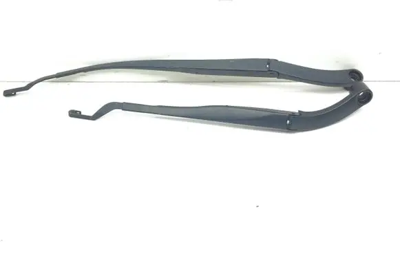 Hyundai Kona I Front wiper blade arm