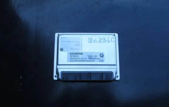 BMW Z4 E85 E86 Engine control unit/module 5WK93018 7541527 7541335