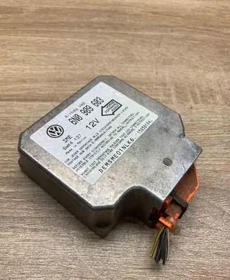 Volkswagen Golf III Airbag control unit/module 6N0909603 5WK4137 Safe