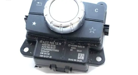 Mercedes-Benz E W212 Head unit multimedia control A2129007619