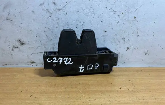 Peugeot 607 Tailgate/trunk/boot lock/catch/latch 9653831780 C2772