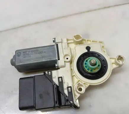 Volkswagen PASSAT B6 Rear door window regulator motor 974228111 1K0959704P
