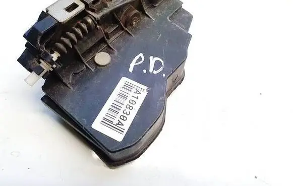 BMW 7 E65 E66 Front door lock 7036170
