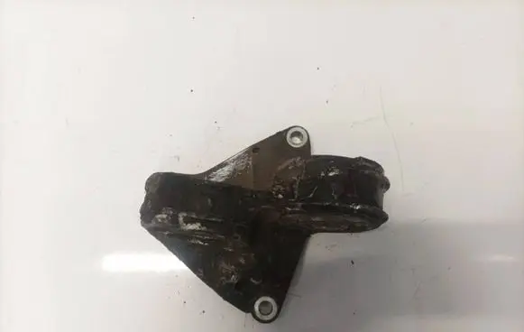 Citroen Berlingo Engine mount bracket 96133053