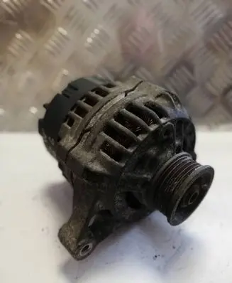 Audi A4 S4 B5 8D Generator/alternator 058903016 0123310022