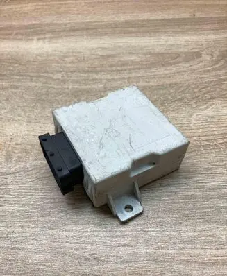 Toyota Avensis T250 Window wiper relay 150696