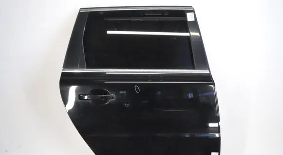 Volvo V70 Rear door 