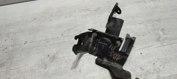 Dacia Duster ABS pump bracket 909302239RR