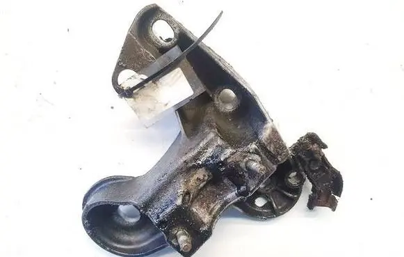 Audi A4 S4 B6 8E 8H Engine mounting bracket 8E0199352